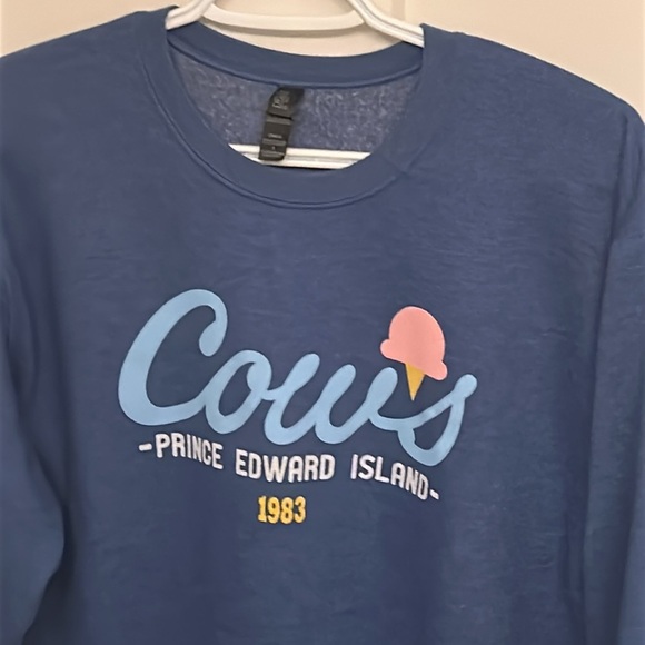 Cows Blue Sweatshirt, size S - Picture 2 of 4